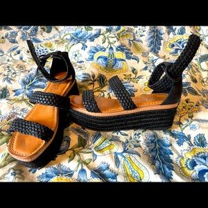 Chinese Laundry Platform Sandals